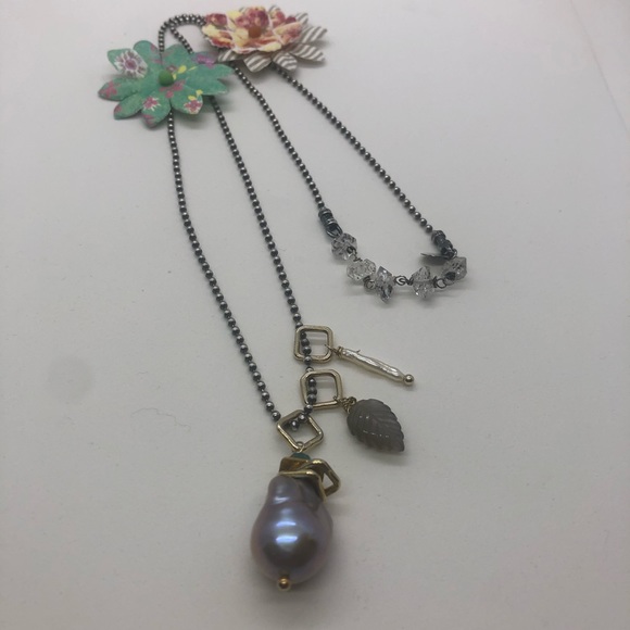 Lulu Design Pearl and Quartz Necklace - Picture 5 of 11